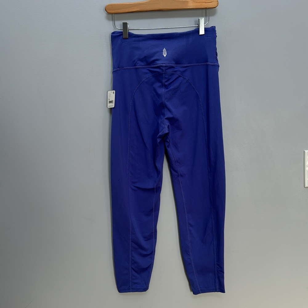 ❗️SOLD❗️Free People Movement Breathe Deeper Moroccan Blue Leggings Size M NWT - Picture 6 of 11